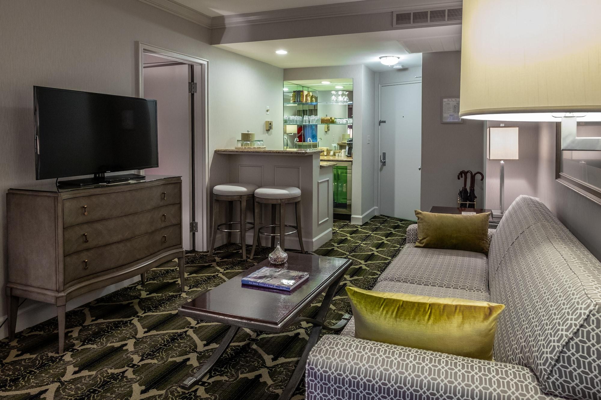 Bell Tower Hotel แอนอาร์เบอร์ ภายนอก รูปภาพ